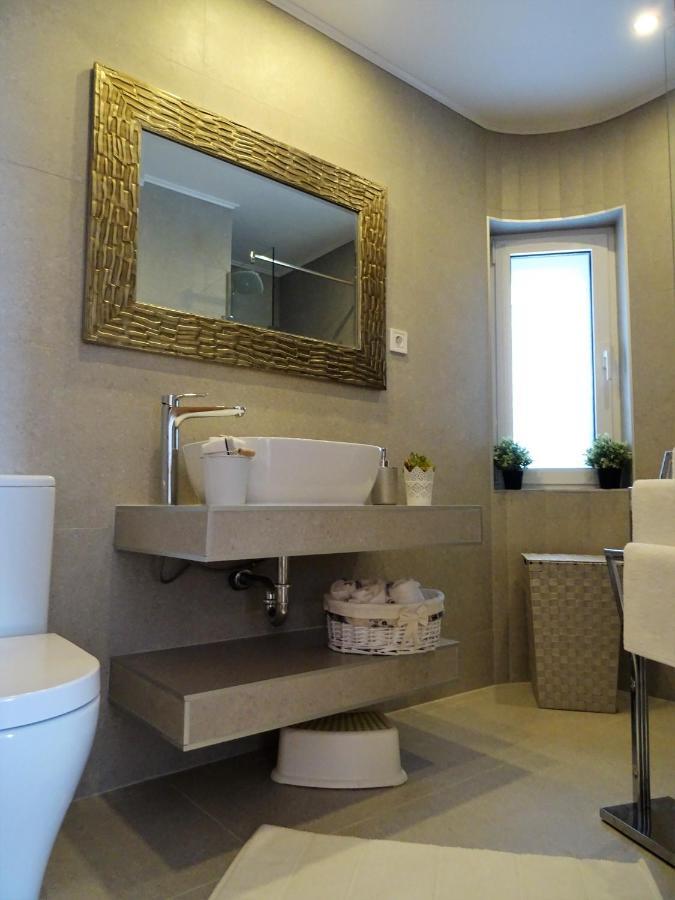 Apartments Topic Нин Екстериор снимка